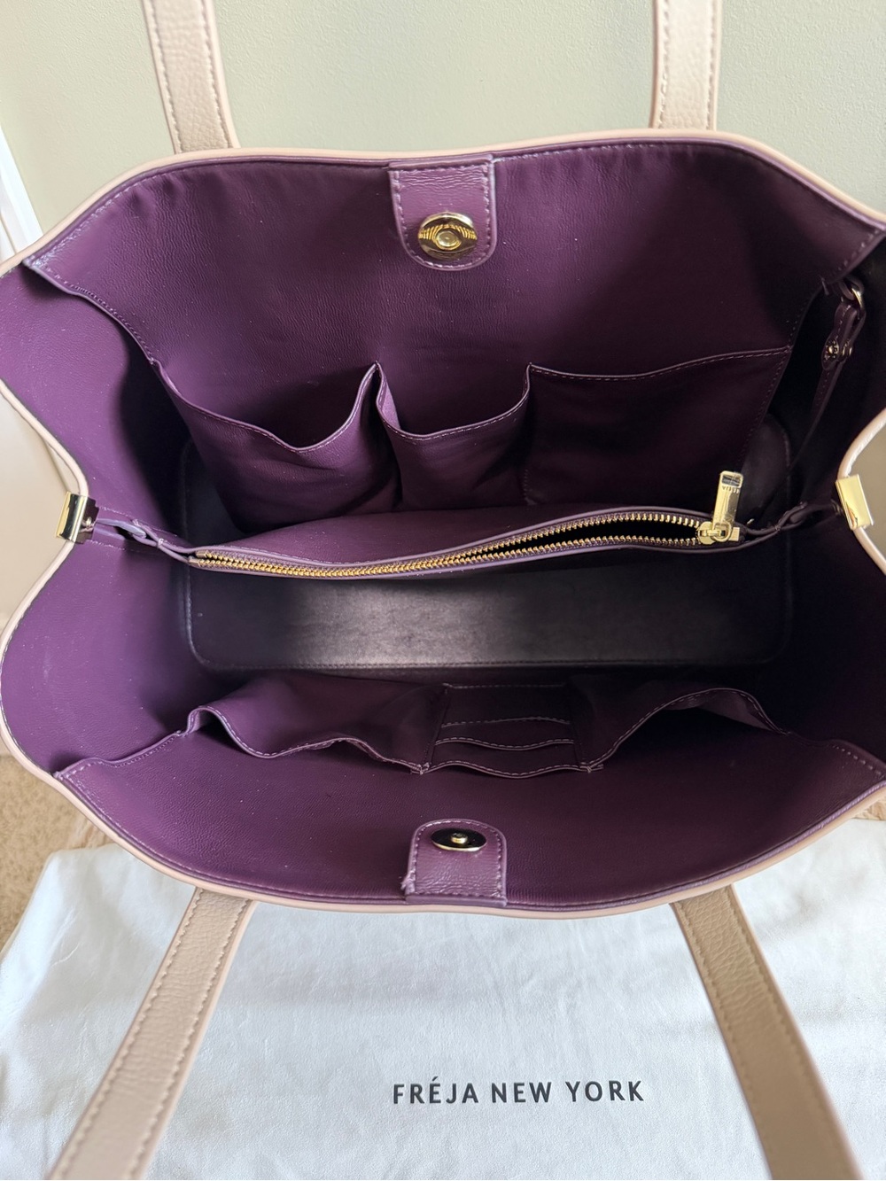 Freja New York Linnea Tote - Picture 3 of 3